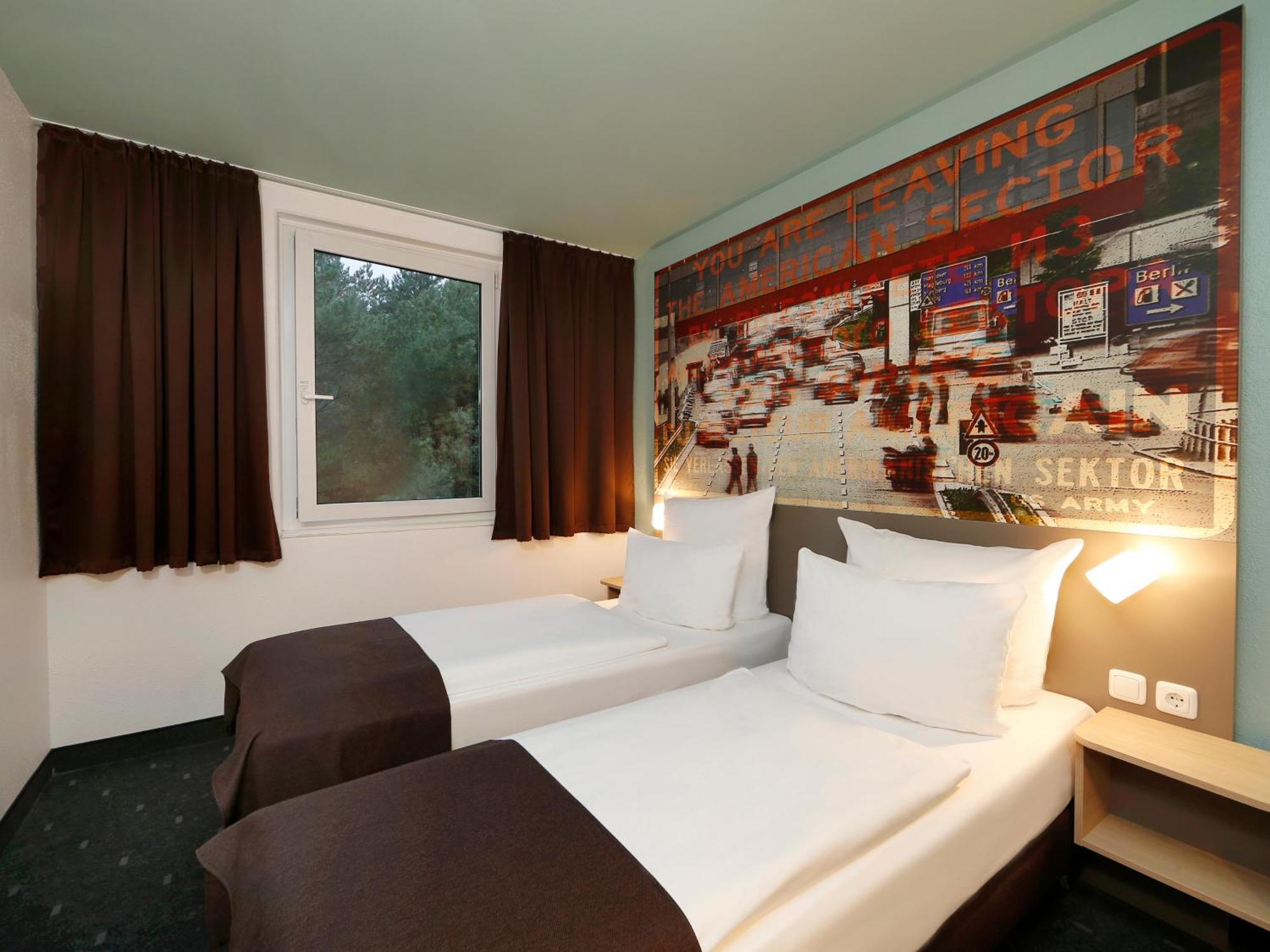 B&B Hotel Berlin-Dreilinden クラインマハノー エクステリア 写真