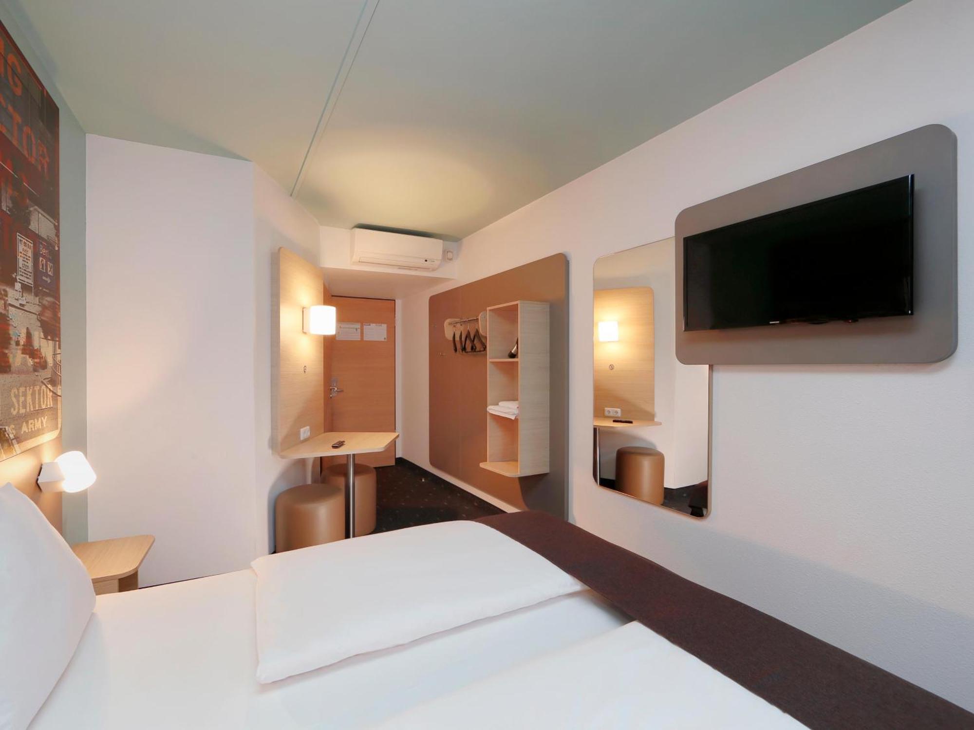 B&B Hotel Berlin-Dreilinden クラインマハノー エクステリア 写真