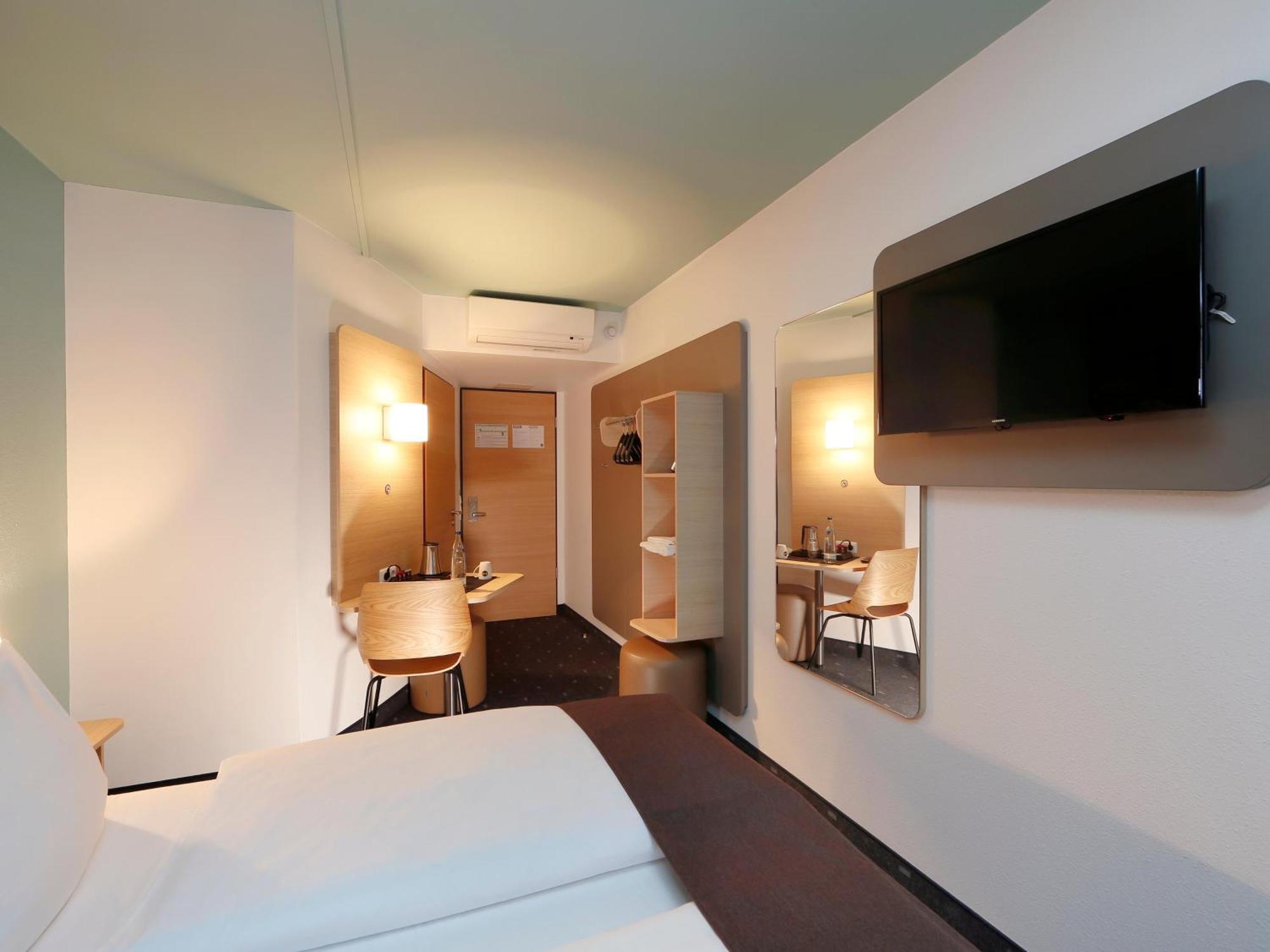B&B Hotel Berlin-Dreilinden クラインマハノー エクステリア 写真