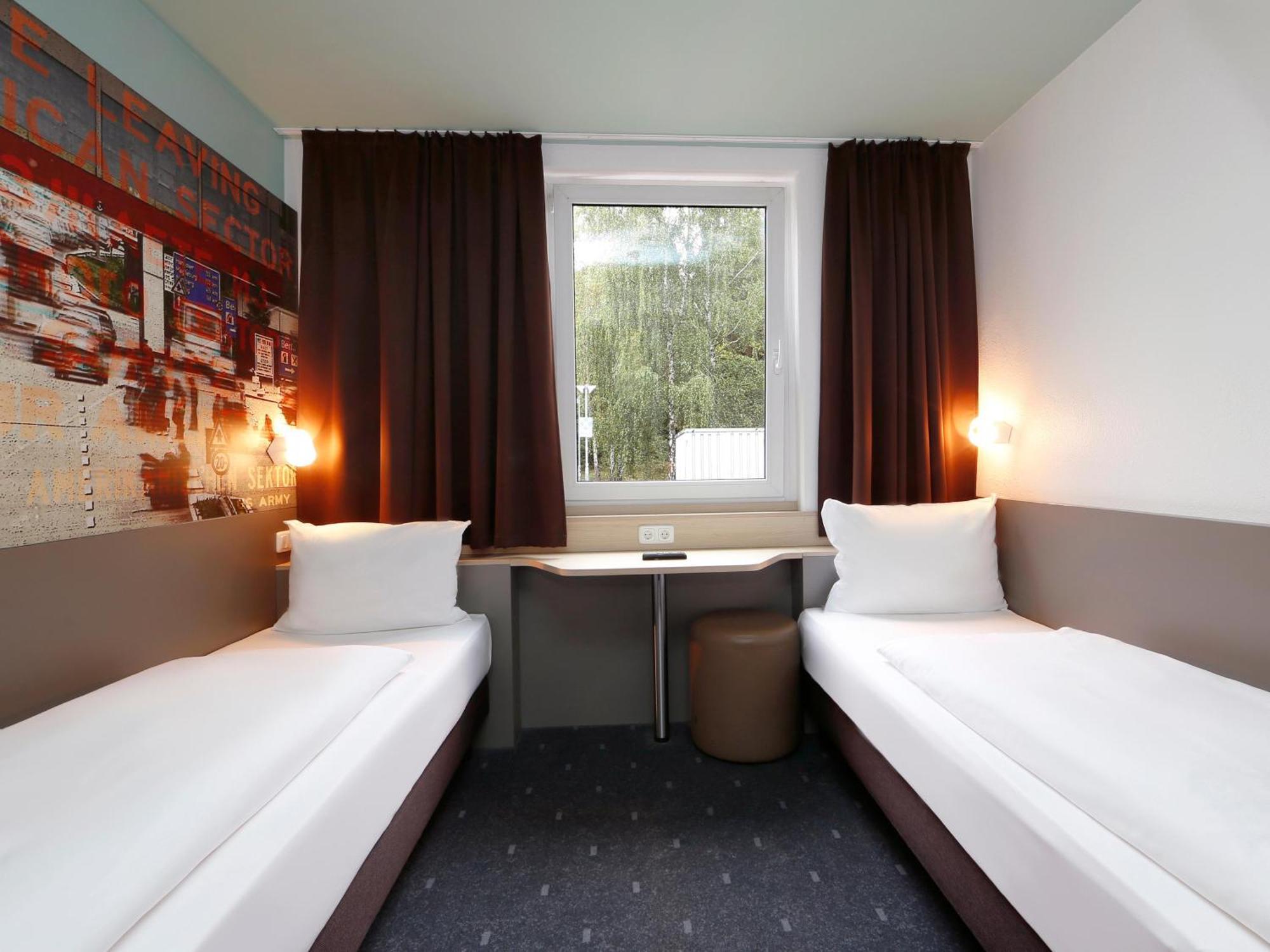 B&B Hotel Berlin-Dreilinden クラインマハノー エクステリア 写真